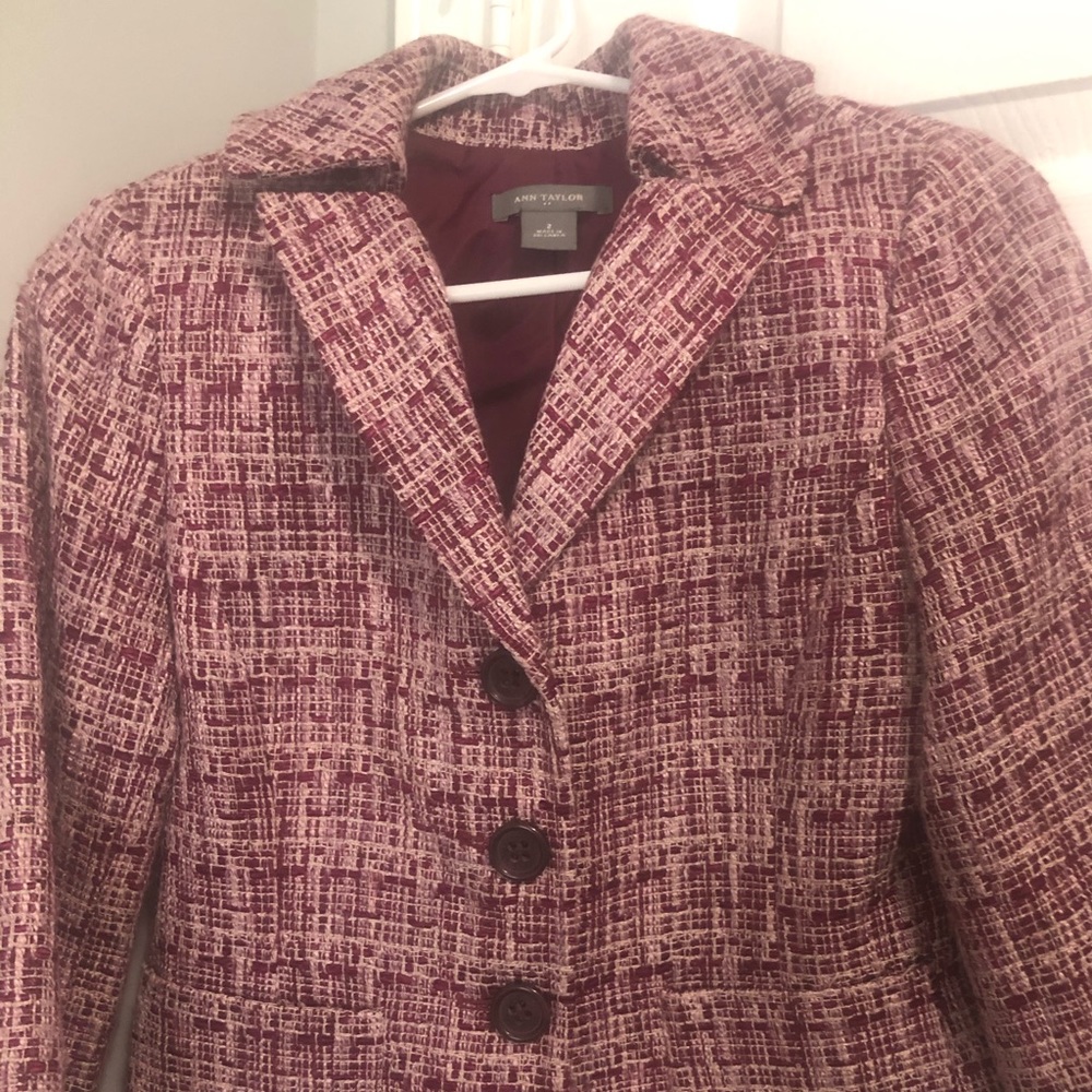 Ann Taylor 2 piece Skirt Business Suit
